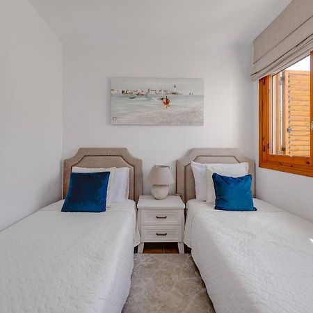 Cb Living - 2 Bedroom Beach Condo, Playa Flamenca Oriola  Exterior foto